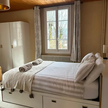 La Chanterelle Apartment *